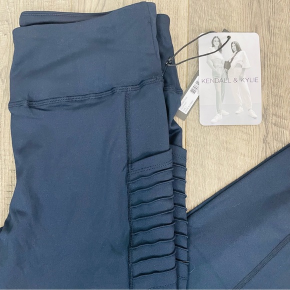 Kendall+ Kylie NWOT WOMEN'S LEGGING PANTS SZ LARGE. - Picture 3 of 14